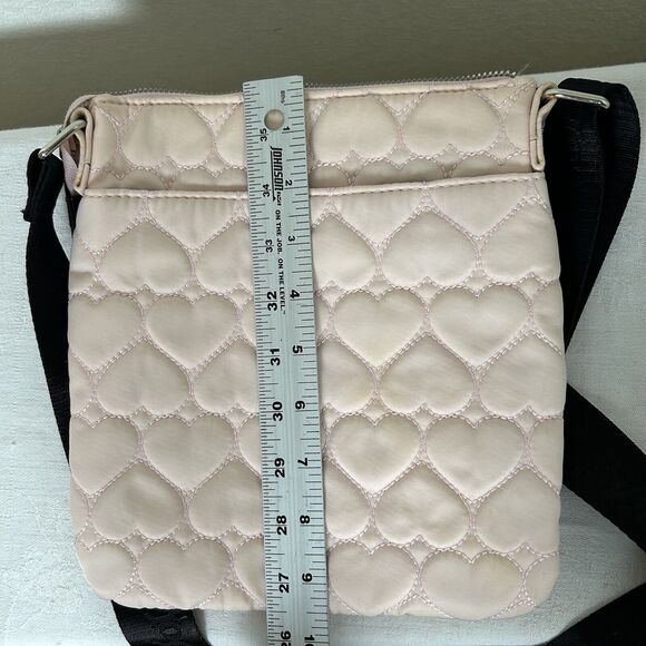 Betsey Johnson pale pink heart quilted shoulder bag Coquette Y2K Grunge - Picture 8 of 11
